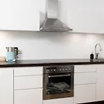 Modern & Cozy Place In The Very Heart Of