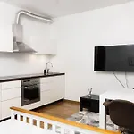 Modern & Cozy Place In The Very Heart Of Talin